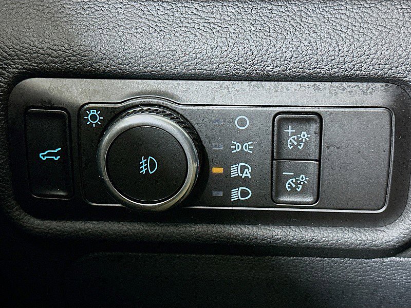 Used 2023 Ford Explorer Limited w/ Equipment Group 301A image 10