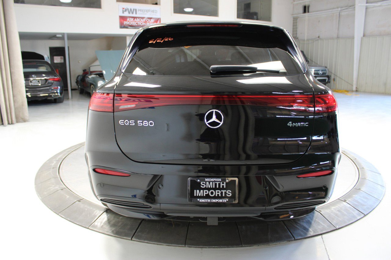 Used 2023 Mercedes-Benz EQS 580 4MATIC SUV image 5