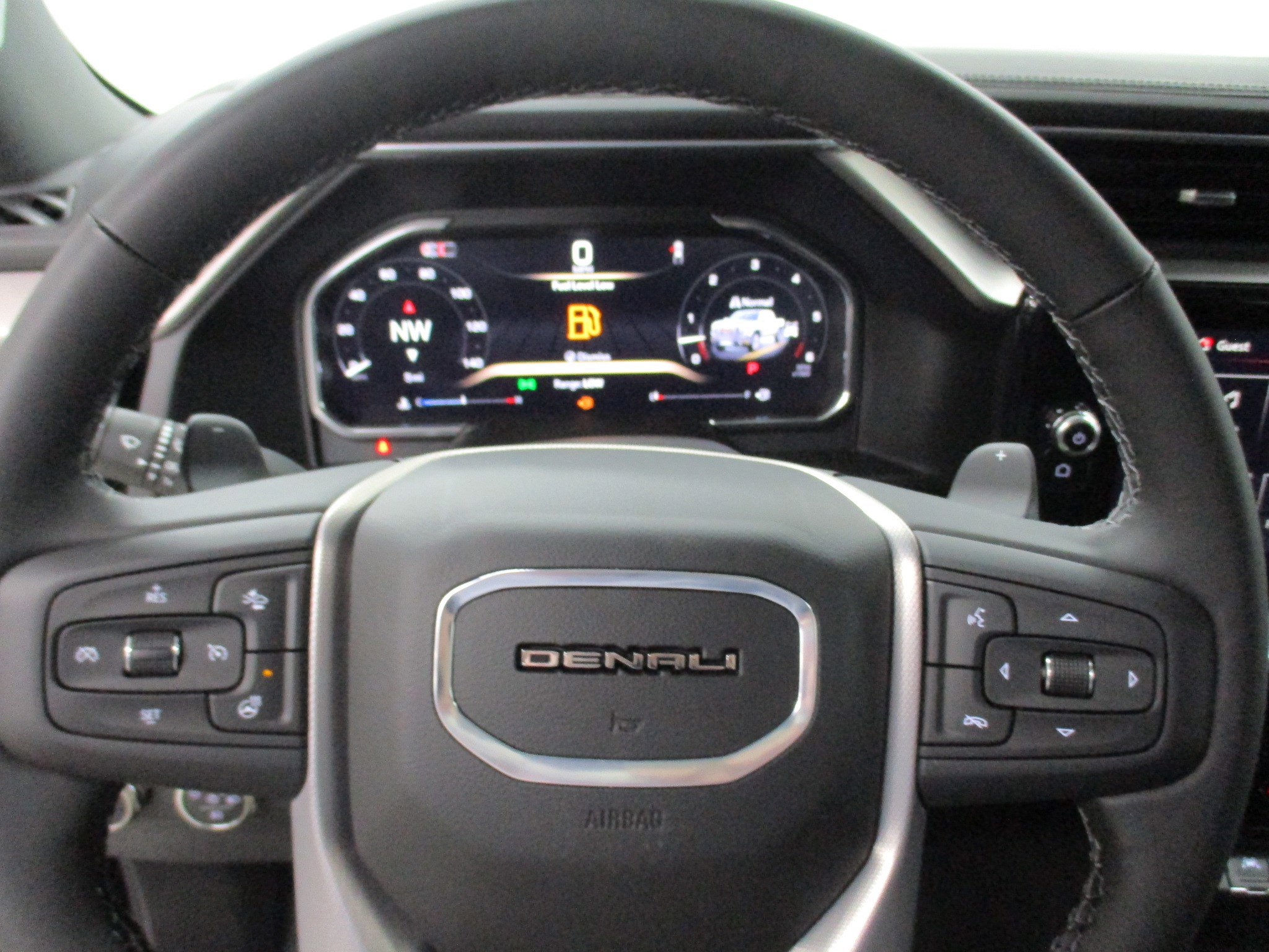 New 2026 GMC Sierra 1500 Denali w/ Denali Reserve Package image 39