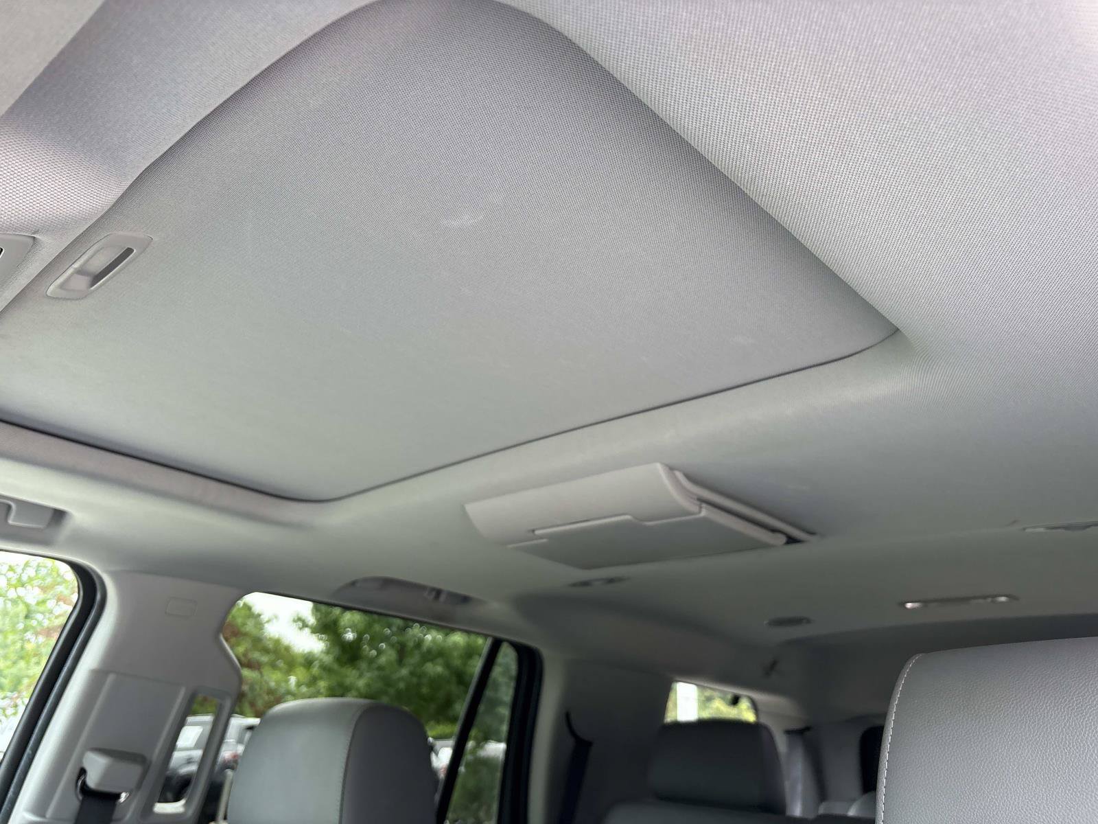 Used 2020 Chevrolet Tahoe LT AWD/4WD image 17