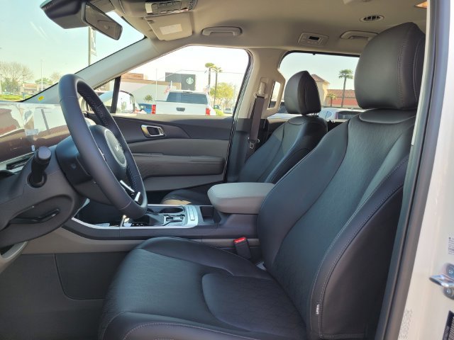 New 2026 Kia Carnival EX FWD image 9