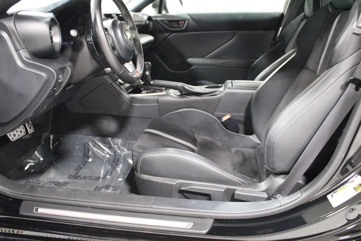 Used 2024 Toyota GR86 Premium RWD image 16