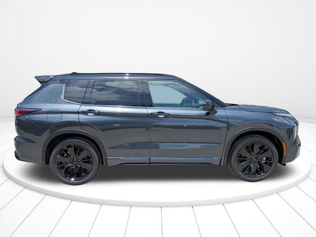 New 2026 Mitsubishi Outlander SEL Black Edition FWD image 3