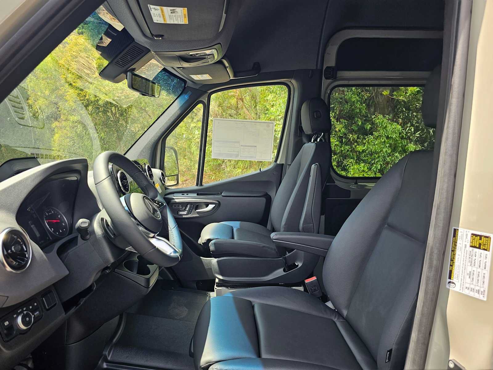 New 2026 Mercedes-Benz Sprinter 2500 image 21