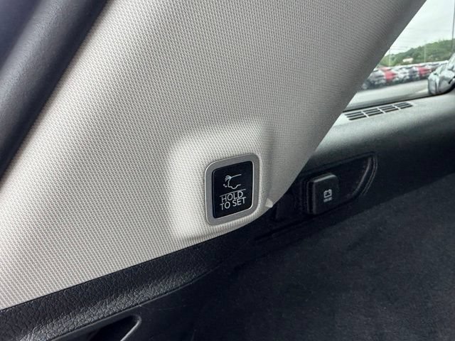 Used 2022 Jeep Grand Cherokee Summit w/ MOPAR Finishing Package AWD/4WD image 12