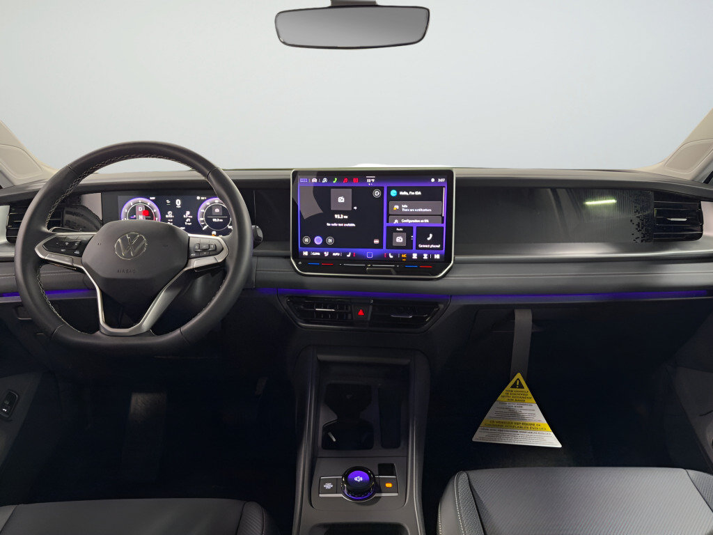 New 2026 Volkswagen Tiguan SE FWD image 10