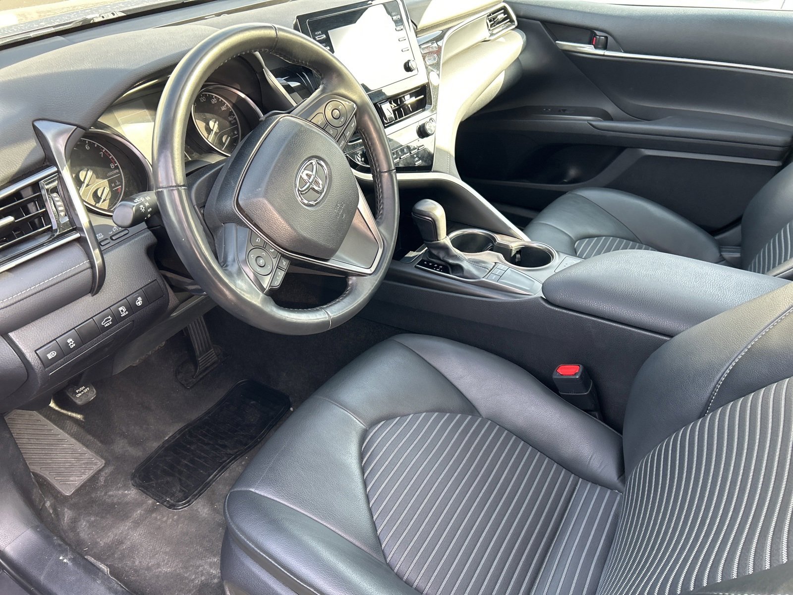 Certified 2024 Toyota Camry SE image 5