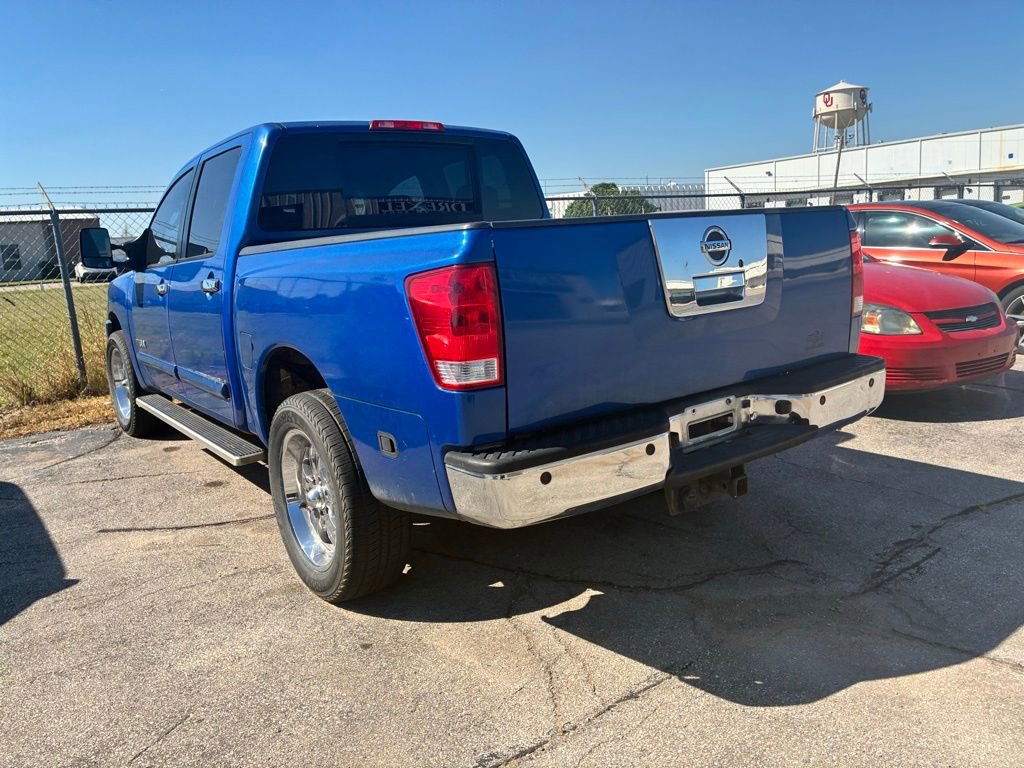 Used 2009 Nissan Titan SE w/ SE Drivers Convenience Pkg image 4