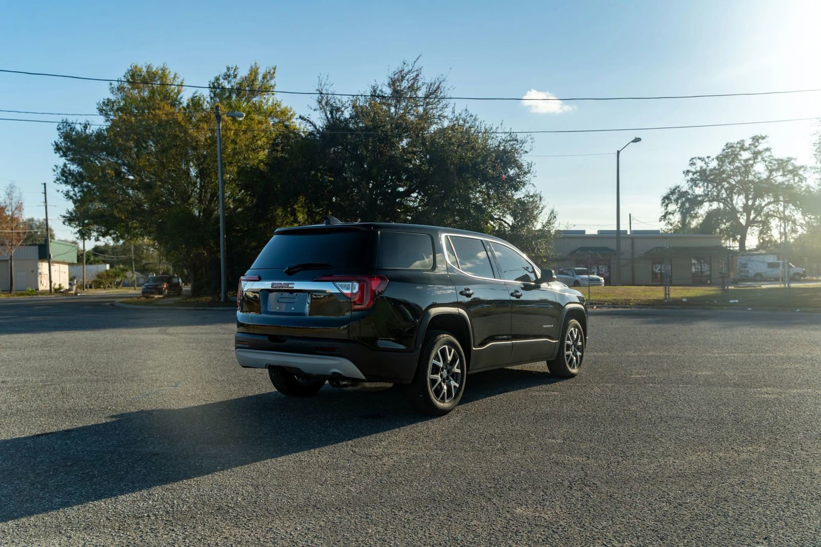 Used 2021 GMC Acadia SLE image 7