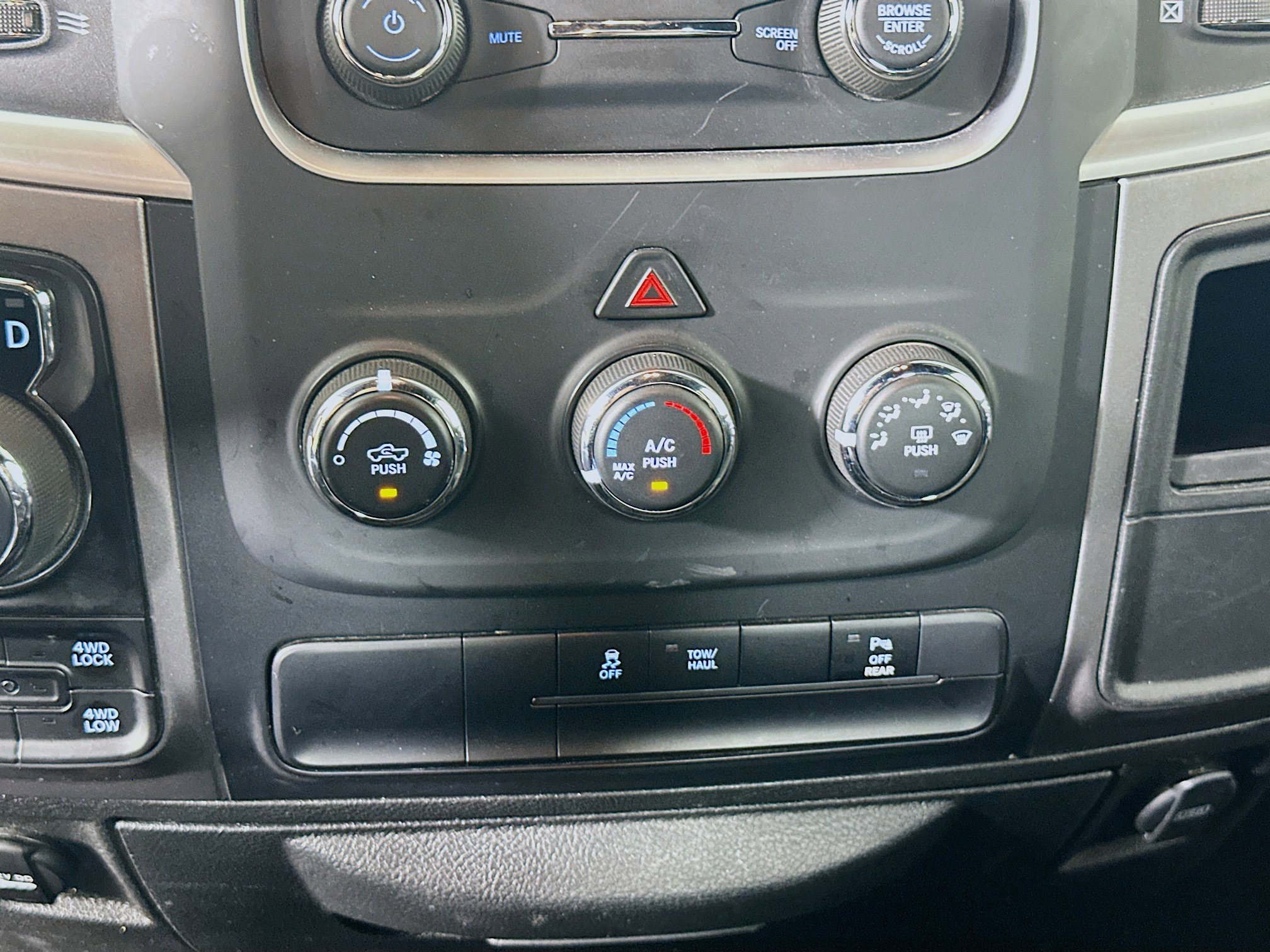 Used 2024 RAM 1500 Classic Warlock image 23