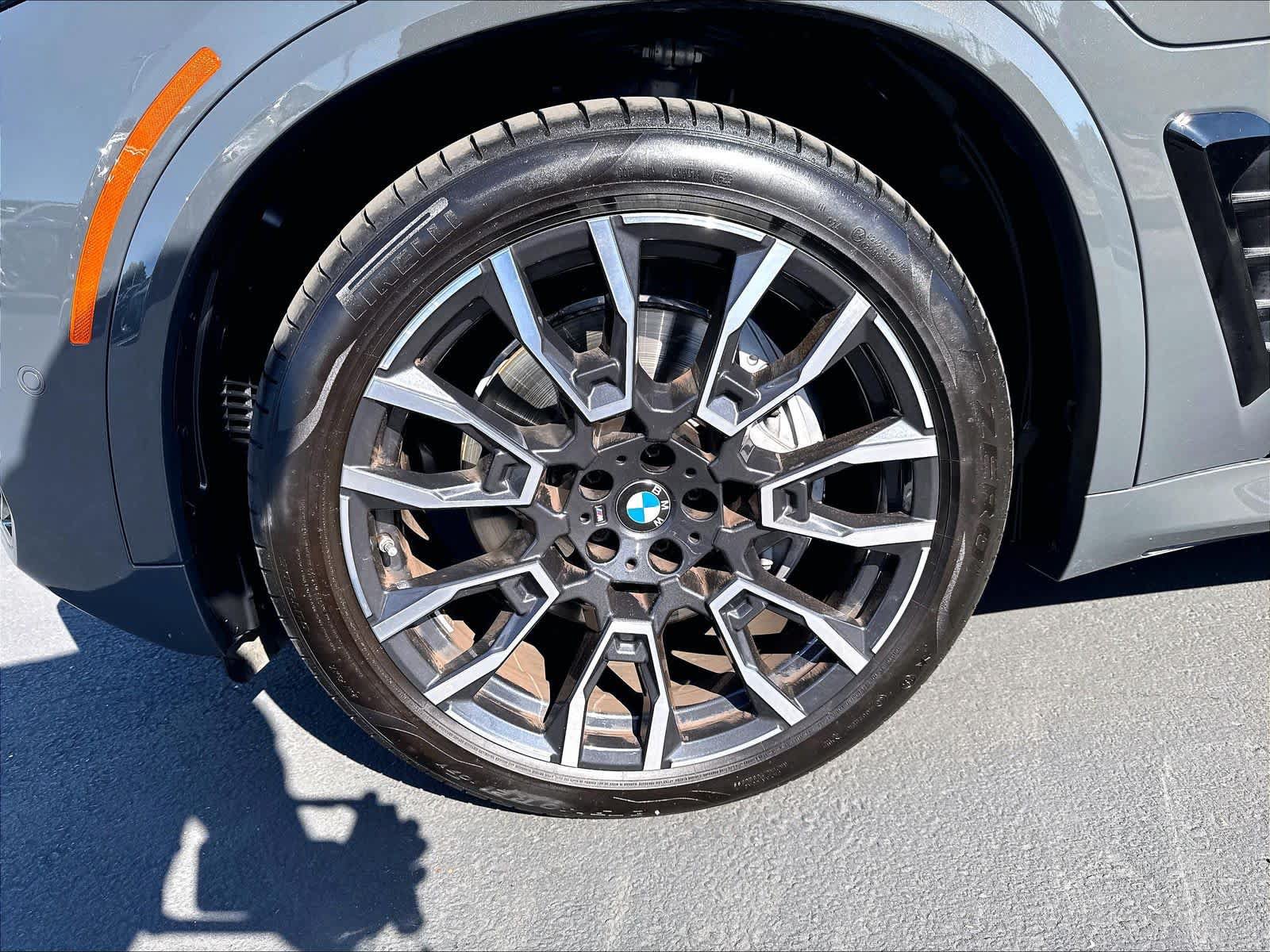 Used 2026 BMW X5 xDrive50e w/ M Sport Package AWD/4WD image 36