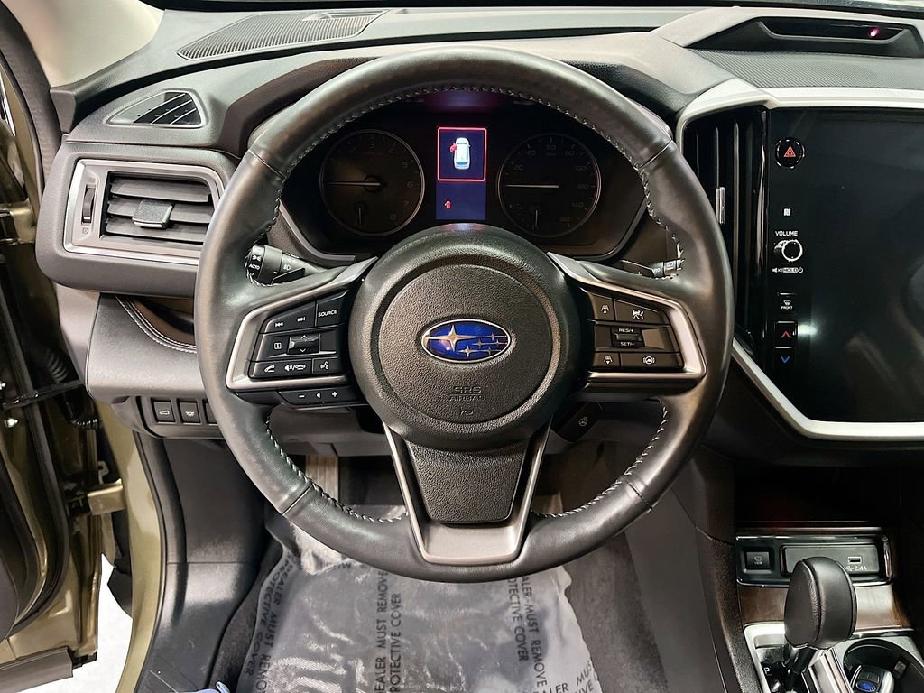 Used 2023 Subaru Ascent Touring AWD/4WD image 11