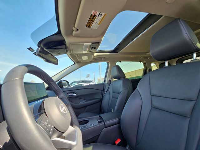 Used 2024 Nissan Rogue SL w/ SL Premium Package image 7