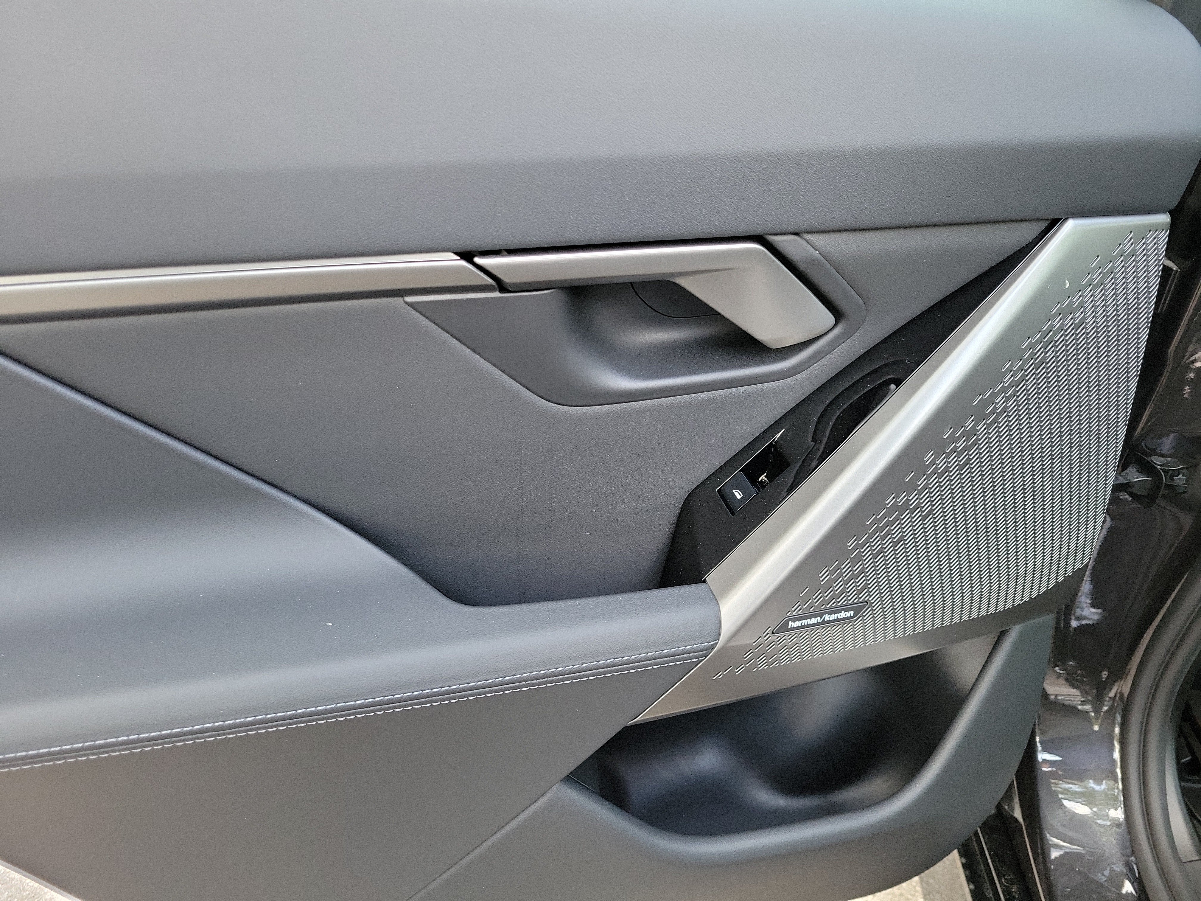 New 2027 BMW 530i w/ M Sport Package RWD image 11
