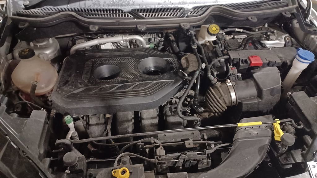 Used 2018 Ford EcoSport SES image 9