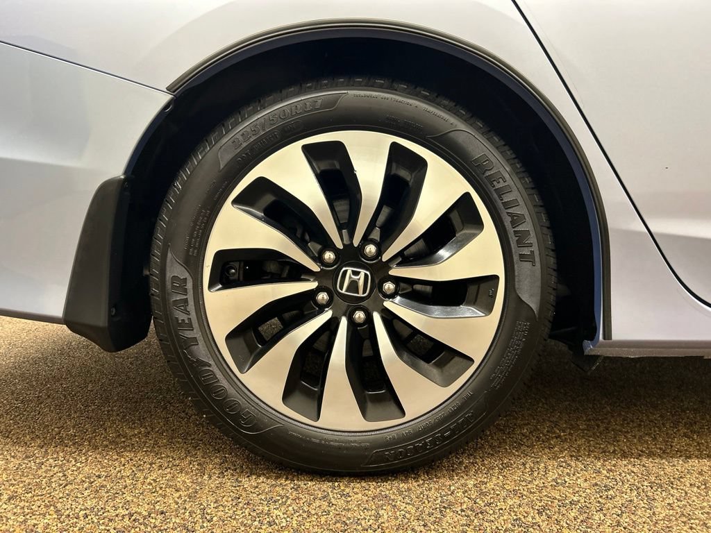 Used 2017 Honda Accord EX-L image 27