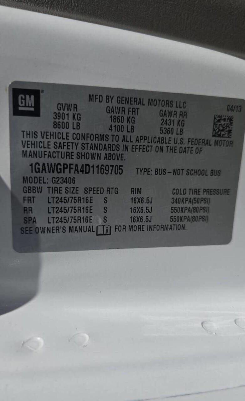Used 2013 Chevrolet Express 2500 LS w/ Power Package RWD image 16