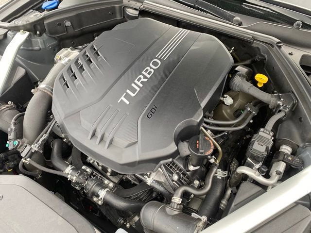 Used 2019 Genesis G70 3.3T Advanced w/ Sport Package image 13