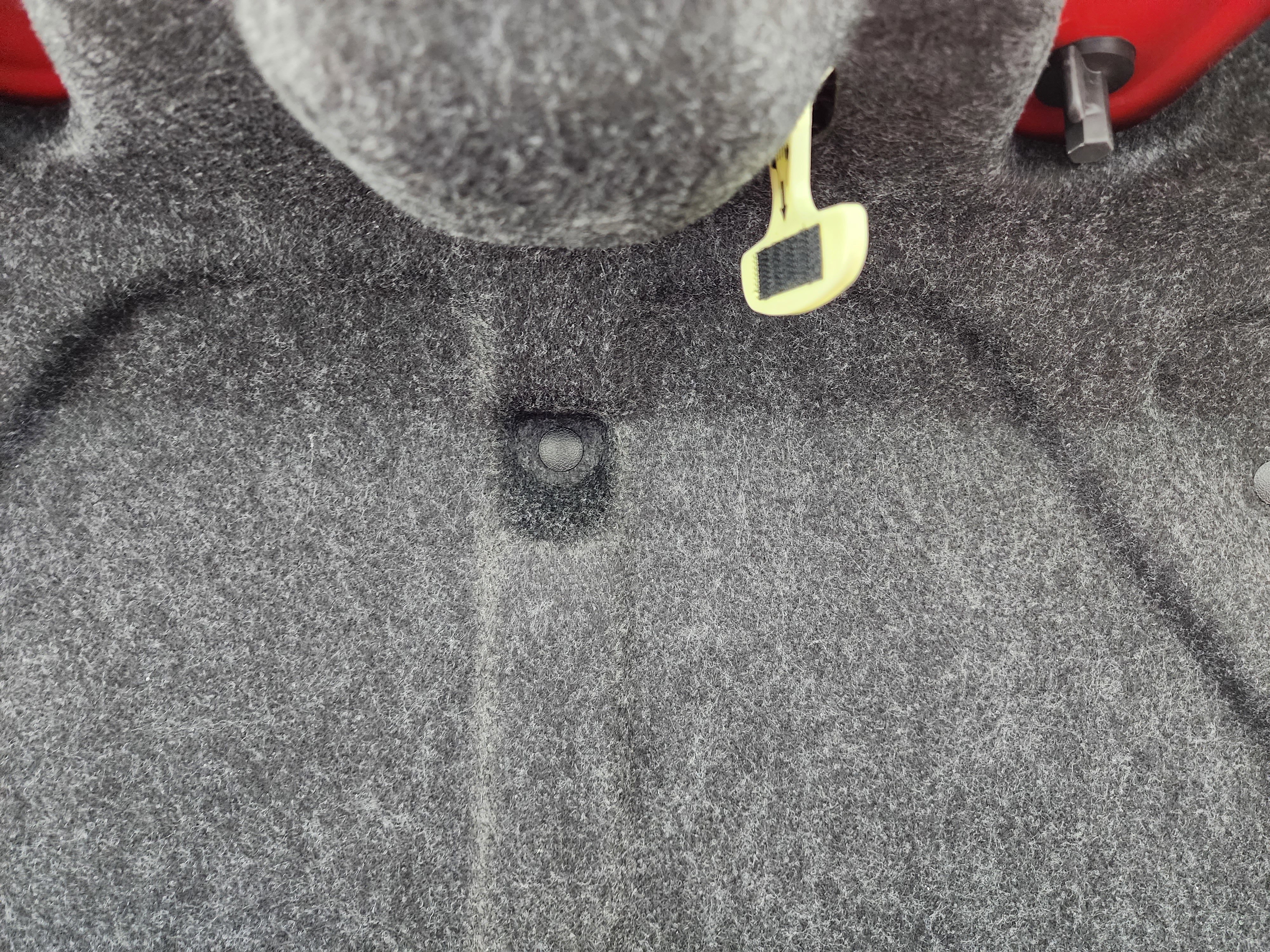 Used 2014 Dodge Challenger SRT8 image 24