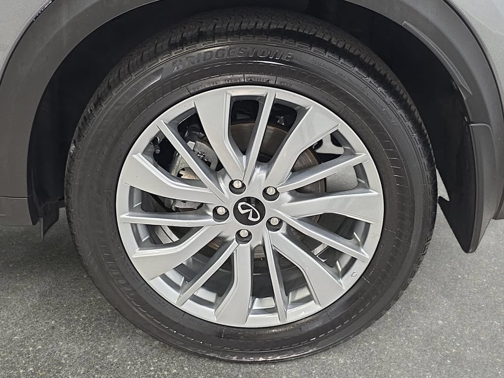 Certified 2025 INFINITI QX50 Luxe AWD/4WD image 28