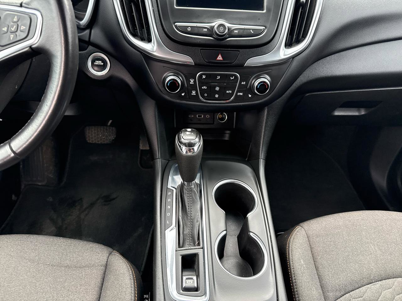 Used 2021 Chevrolet Equinox LT FWD image 19