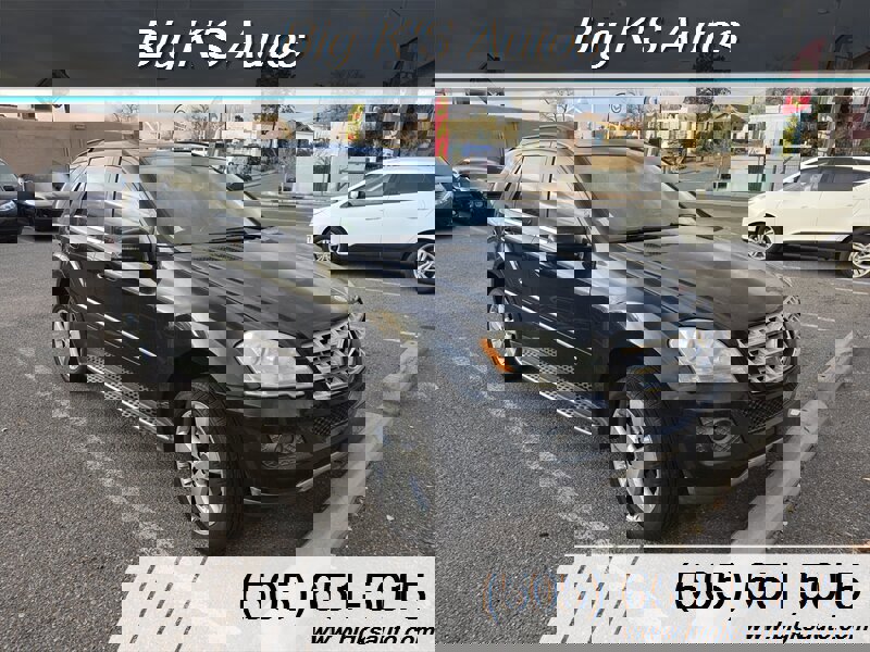 Used 2011 Mercedes-Benz ML 350 2WD image 1