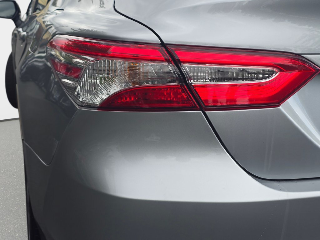 Used 2019 Toyota Camry LE FWD image 34