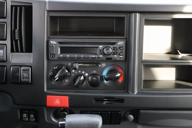 New 2025 Chevrolet Low Cab Forward image 13