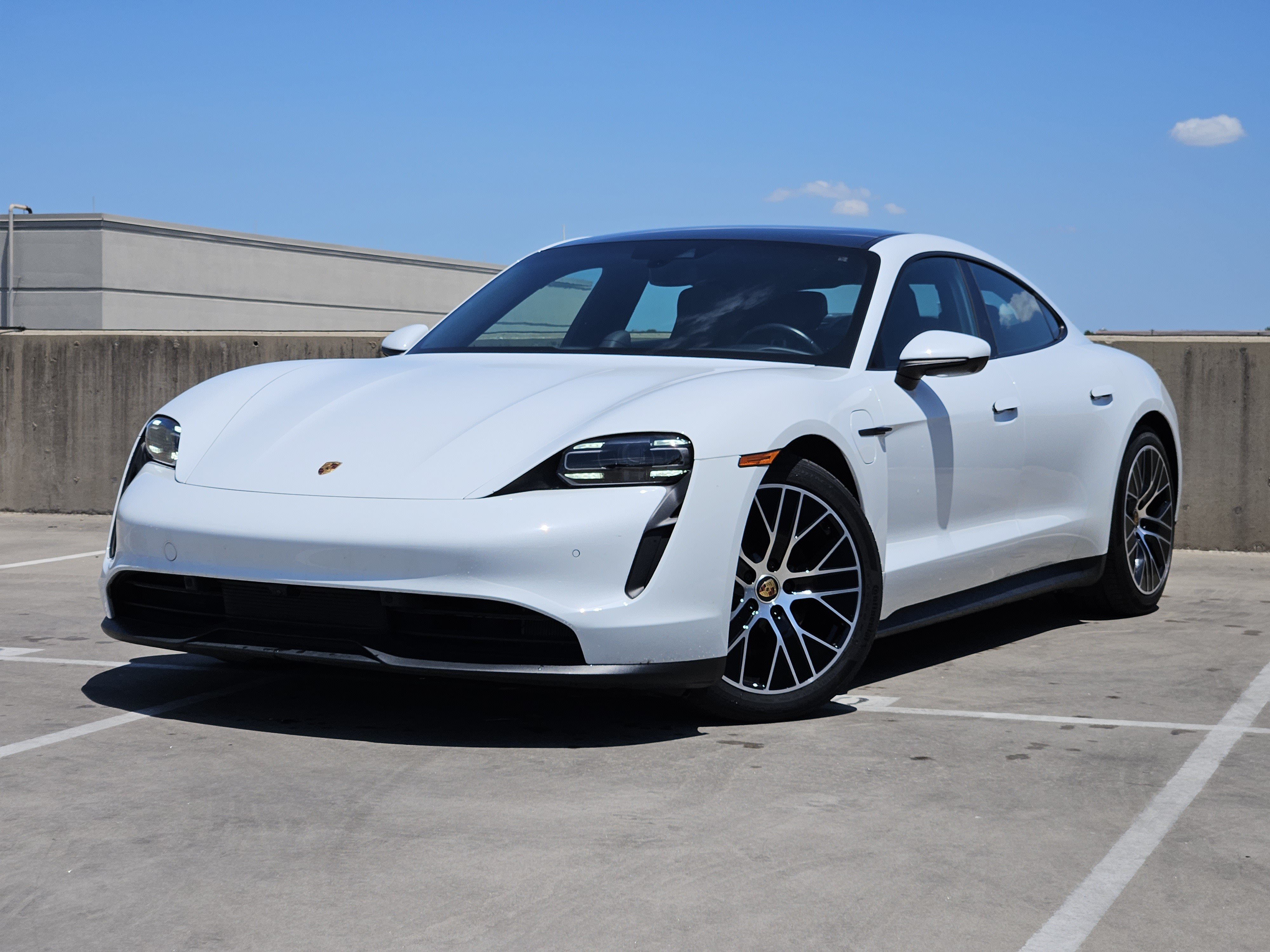 Certified 2022 Porsche Taycan RWD image 1