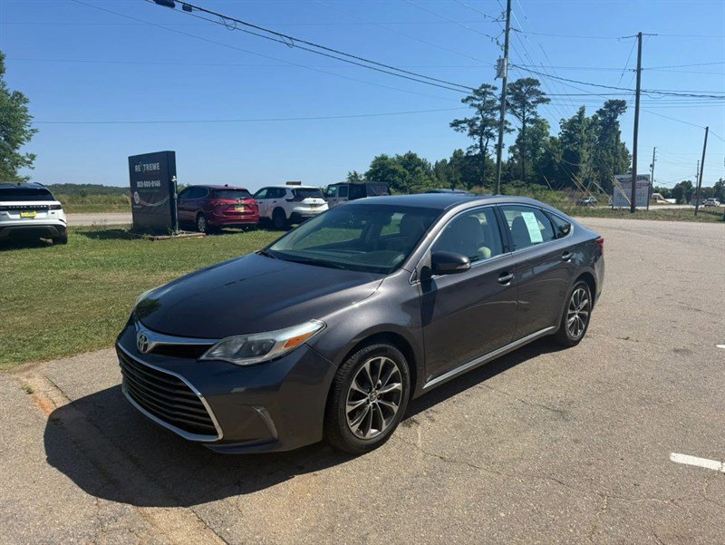 Used 2016 Toyota Avalon XLE FWD image 9