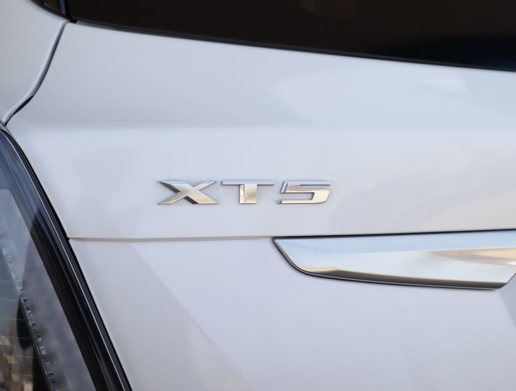 Used 2023 Cadillac XT5 Sportv w/ Platinum Package image 38