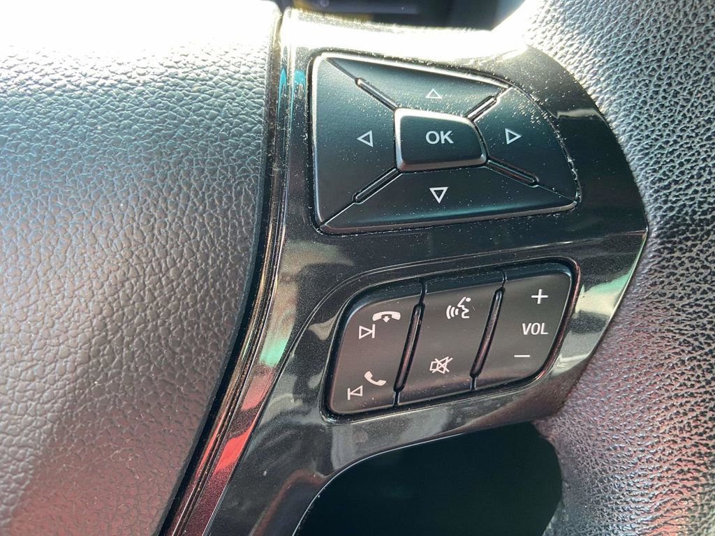 Used 2018 Ford Explorer XLT w/ Equipment Group 201A image 27