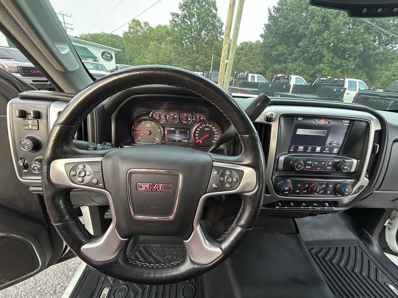 Used 2015 GMC Sierra 3500 SLT w/ Duramax Plus Package AWD/4WD image 17