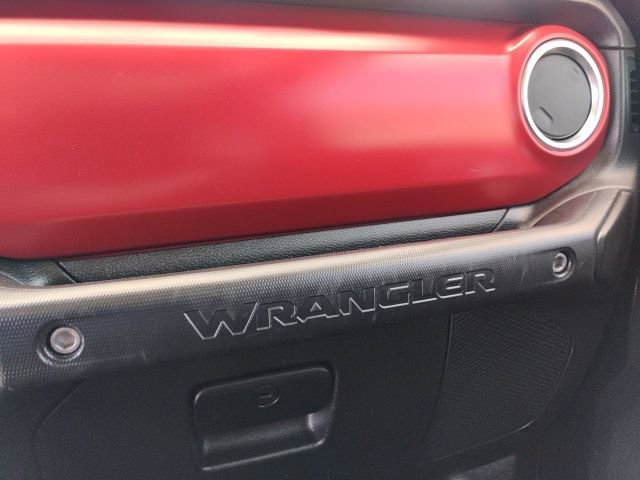 Used 2021 Jeep Wrangler Unlimited Rubicon AWD/4WD image 21