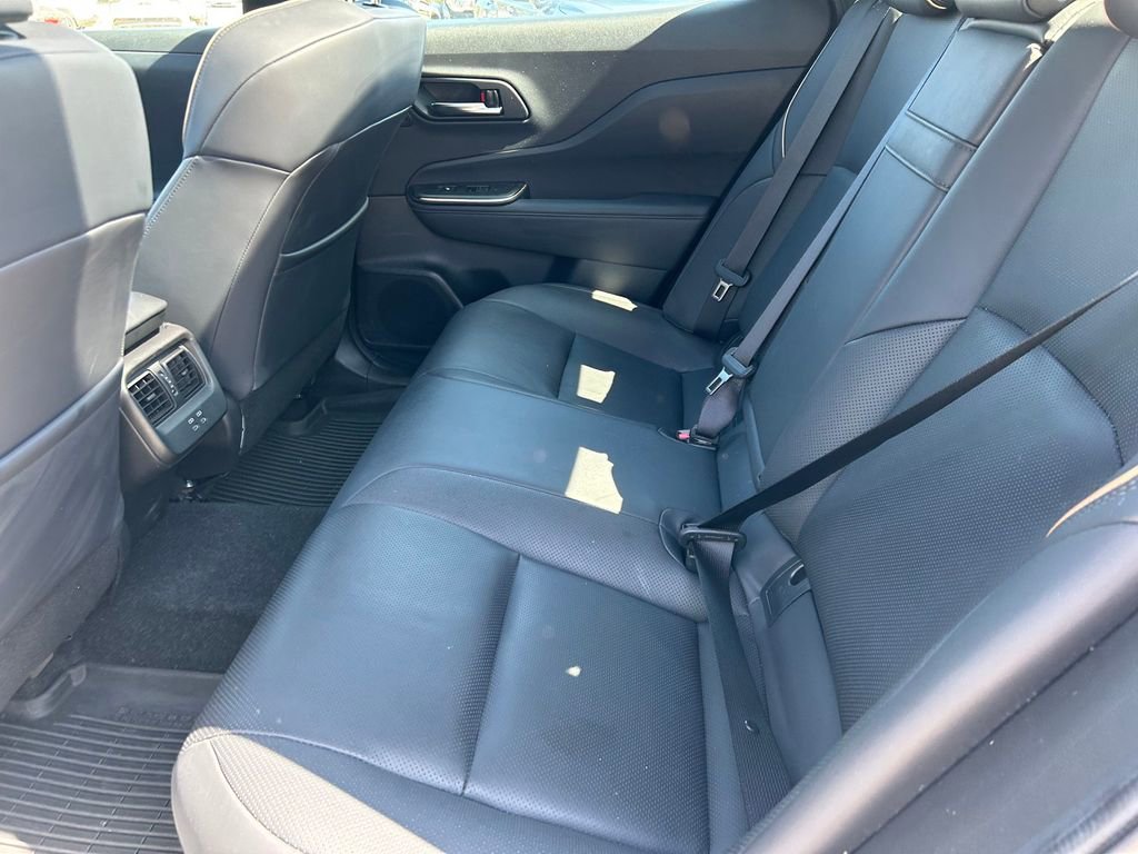 Used 2023 Toyota Crown Platinum image 16