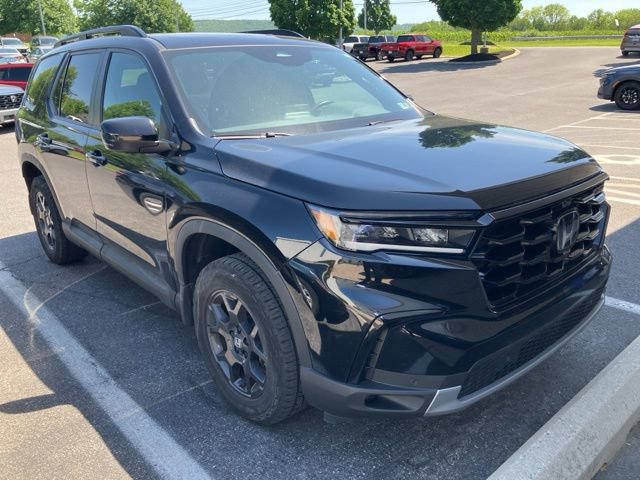 Certified 2023 Honda Pilot TrailSport