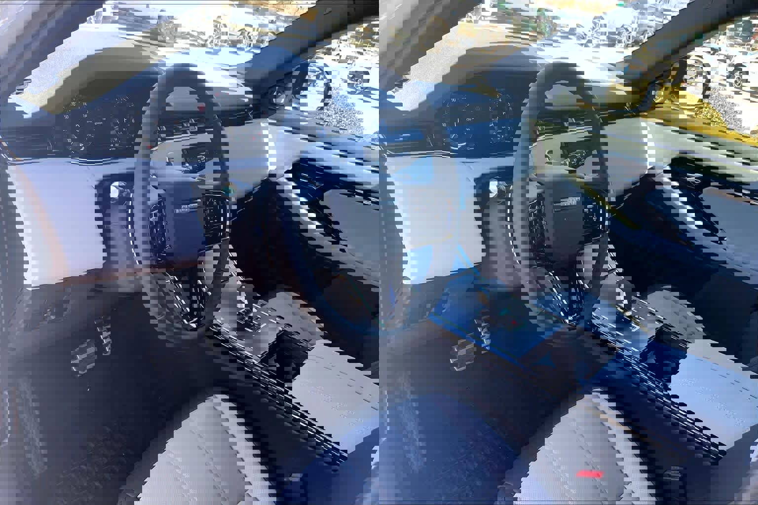 New 2026 Land Rover Range Rover Evoque Dynamic SE AWD/4WD image 8