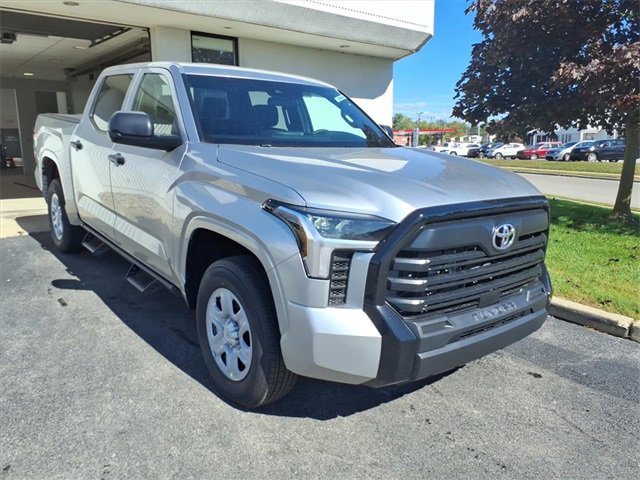 New 2026 Toyota Tundra SR image 5