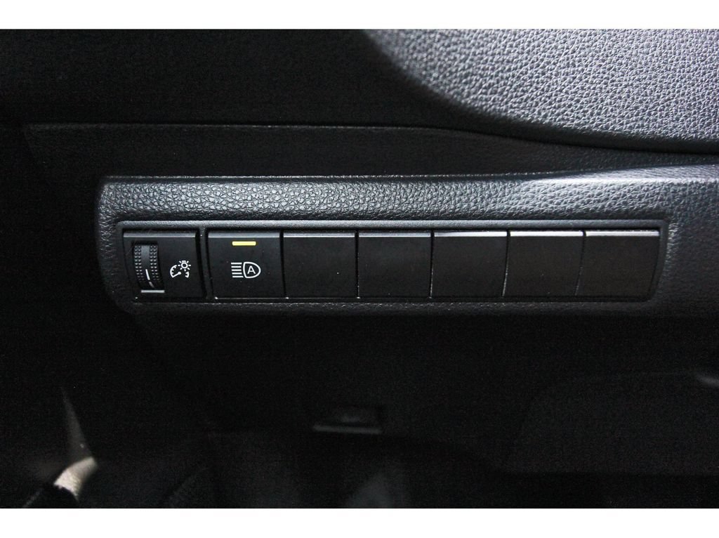 Used 2024 Toyota Corolla LE FWD image 19