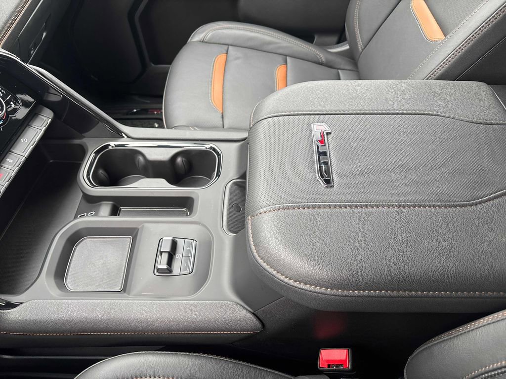 Used 2025 GMC Sierra 2500 AT4 w/ AT4 Premium Plus Package image 22