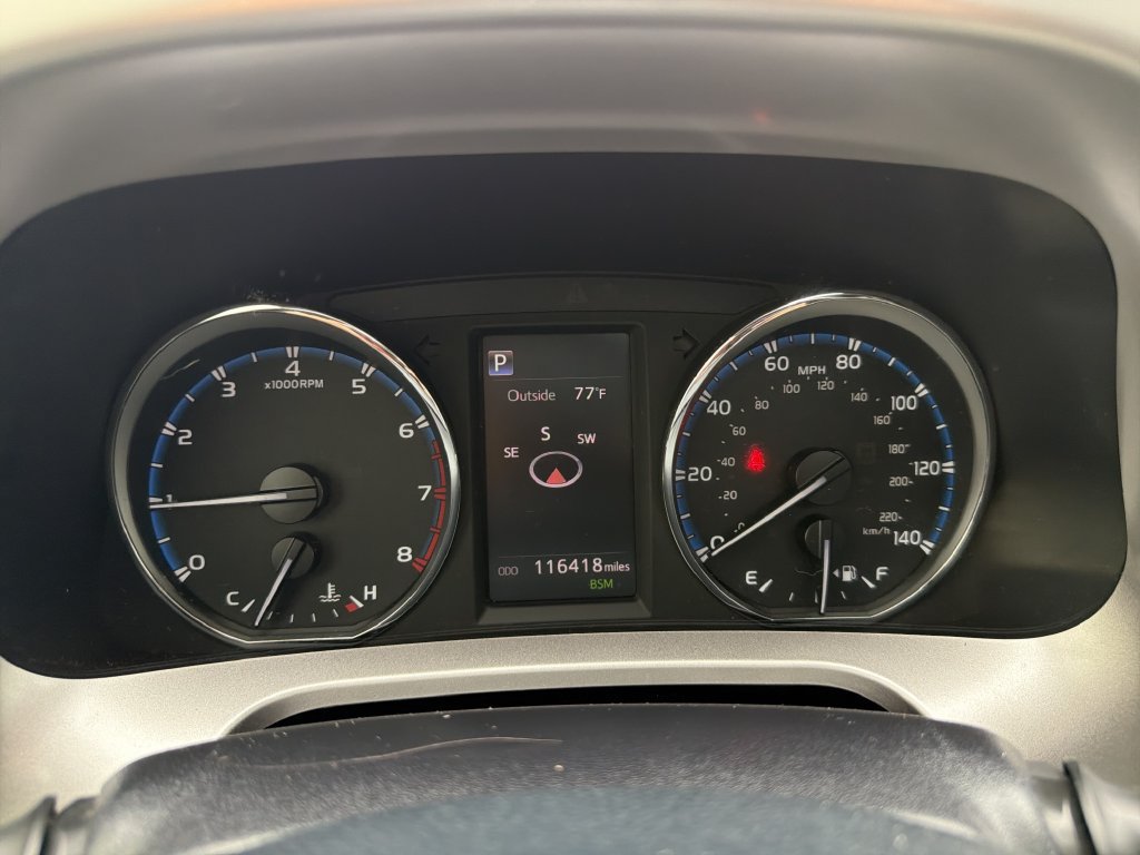Used 2018 Toyota RAV4 Limited FWD image 34