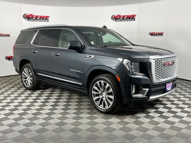 Used 2021 GMC Yukon Denali w/ Denali Premium Package image 2