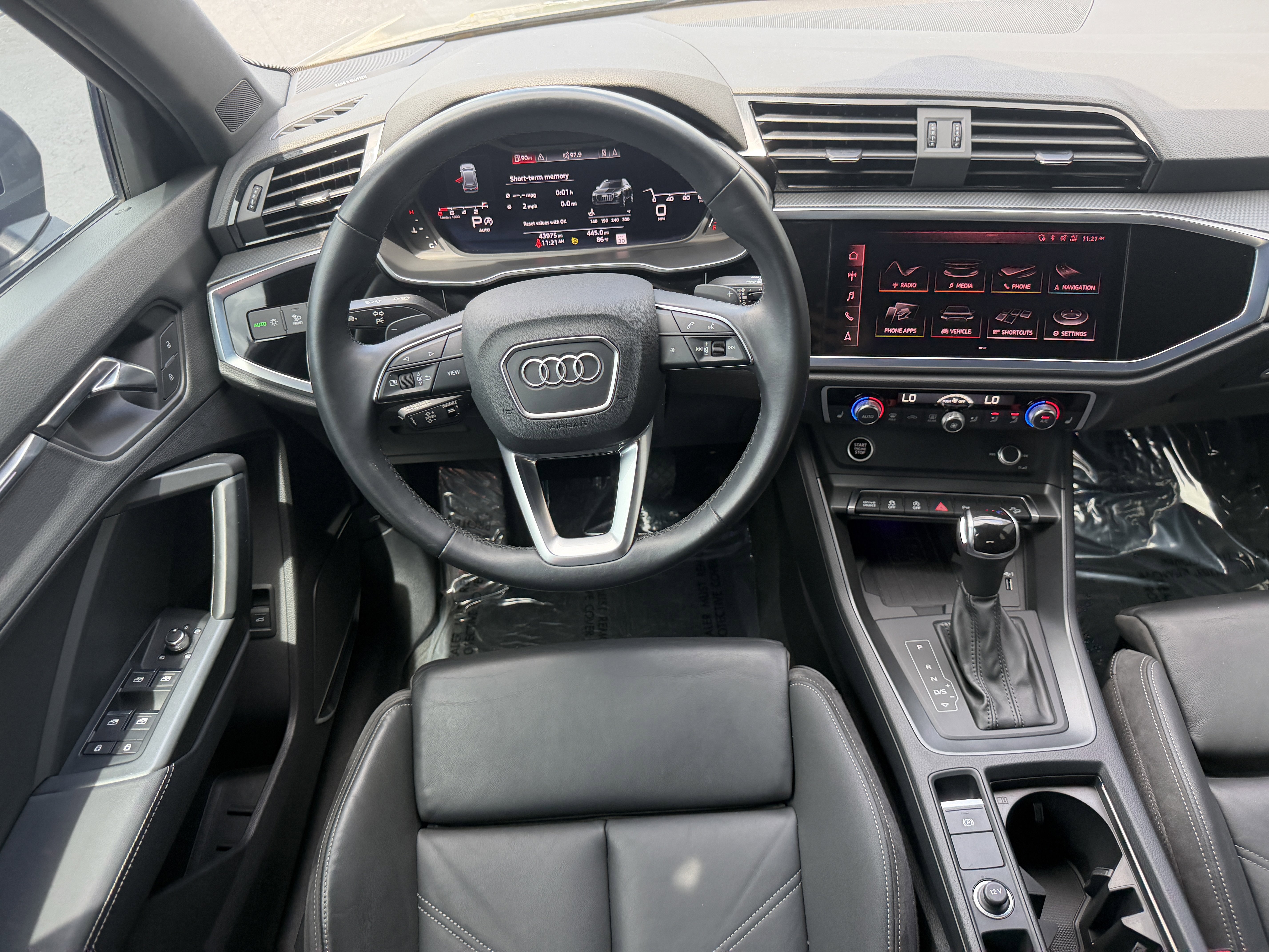 Used 2021 Audi Q3 2.0T Premium Plus w/ Premium Plus Package AWD/4WD image 18