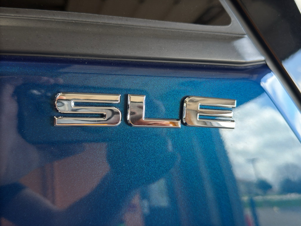 Used 2020 GMC Terrain SLE image 10