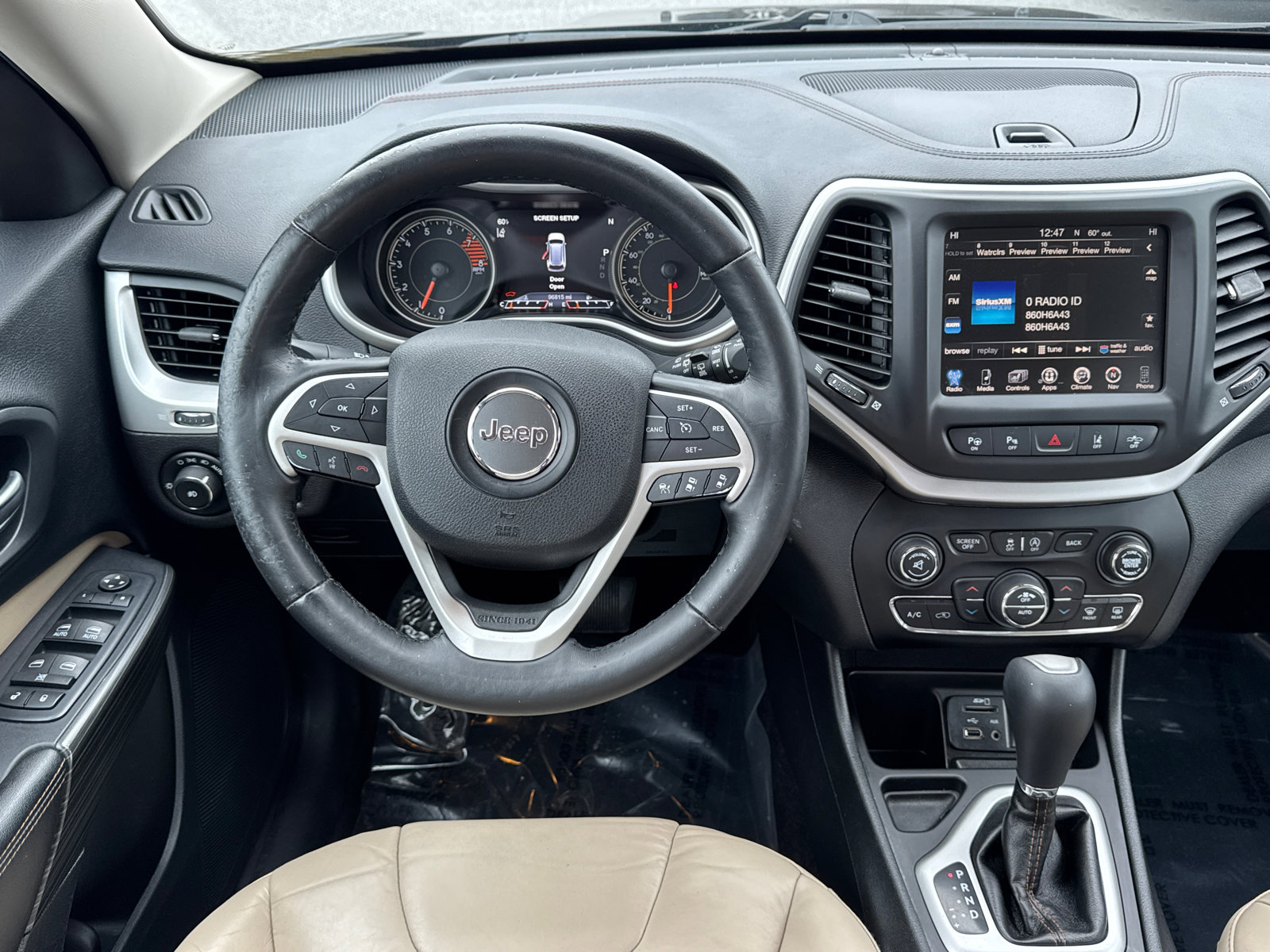 Used 2016 Jeep Cherokee Limited w/ Technology Group image 23