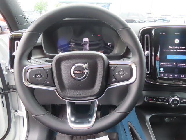 Used 2023 Volvo C40 P8 Recharge Ultimate AWD/4WD image 14