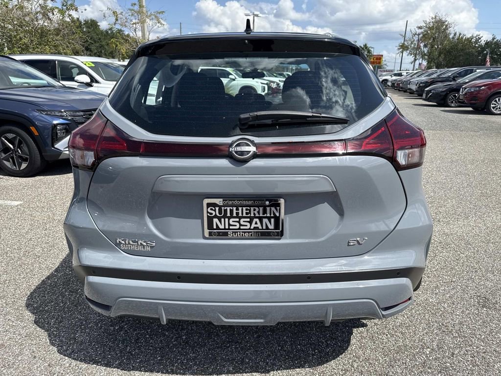 Certified 2023 Nissan Kicks SV image 5