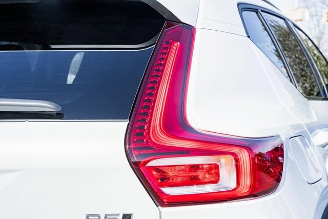 New 2026 Volvo XC40 B5 Plus w/ Protection Package Premier AWD/4WD image 7