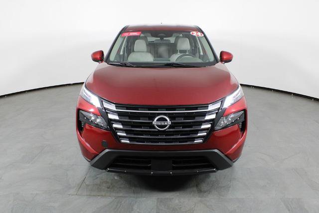 Certified 2024 Nissan Rogue SV FWD image 13