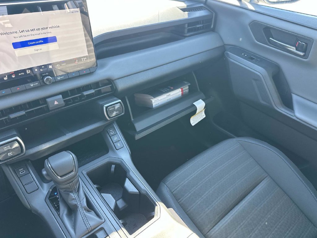 New 2026 Toyota RAV4 SE AWD/4WD image 31